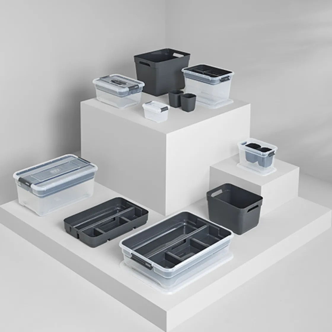 5five Boîte en plastique transparente 80L